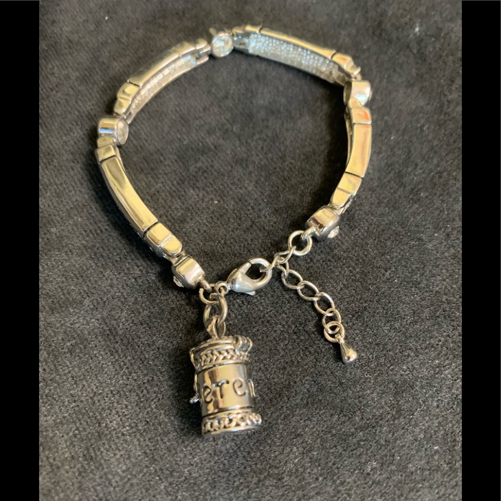 Silver serenity bracelet